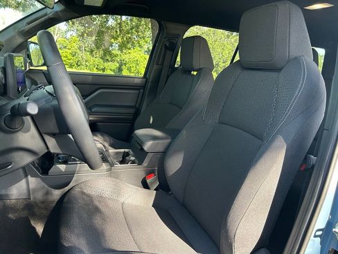 Used 2025 Toyota 4Runner SR5 AWD/4WD image 15