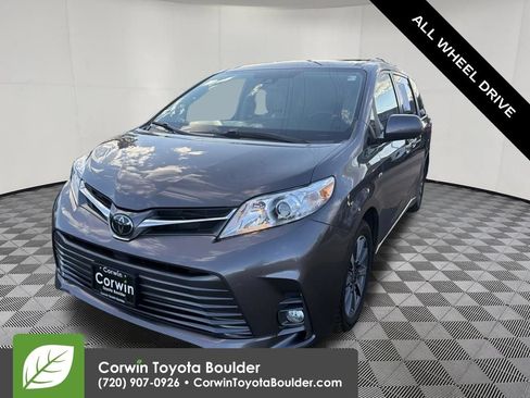 Used 2020 Toyota Sienna XLE w/ XLE Navigation Package AWD/4WD image 3