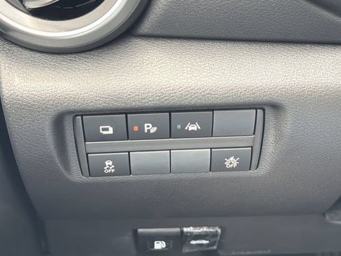 Certified 2025 Nissan Versa S w/ S Plus Package FWD image 12