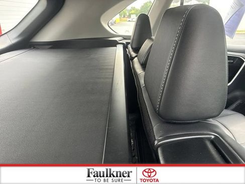 Used 2023 Toyota RAV4 XLE Premium AWD/4WD image 21