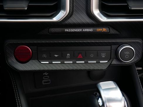Used 2025 Ford Mustang GT Premium RWD image 24
