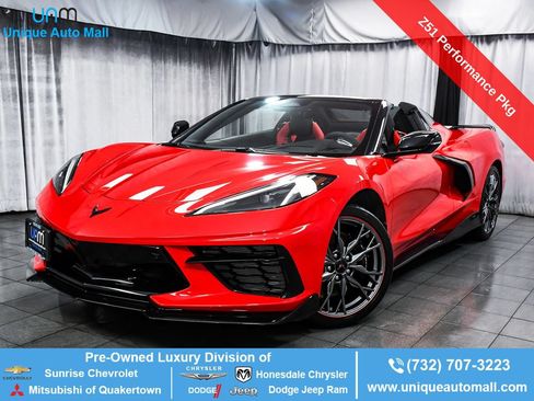Used 2024 Chevrolet Corvette Stingray Premium Conv w/ Z51 Performance Package RWD image 1