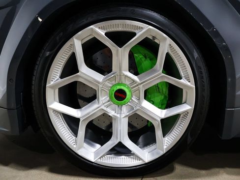 Used 2023 Lamborghini Urus S AWD/4WD image 21