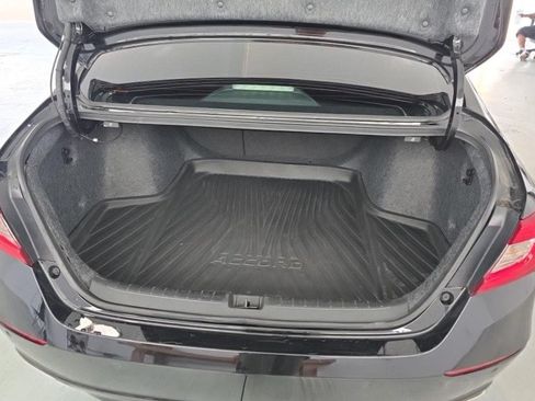 Used 2022 Honda Accord Touring image 7