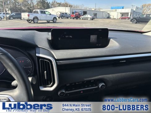 Used 2025 MAZDA CX-50 AWD 2.5 S w/ Preferred Package image 16