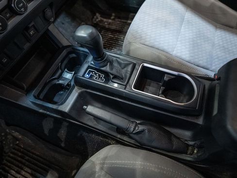 Certified 2020 Toyota Tacoma SR image 17