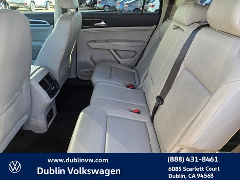 Used 2018 Volkswagen Atlas SE image 11