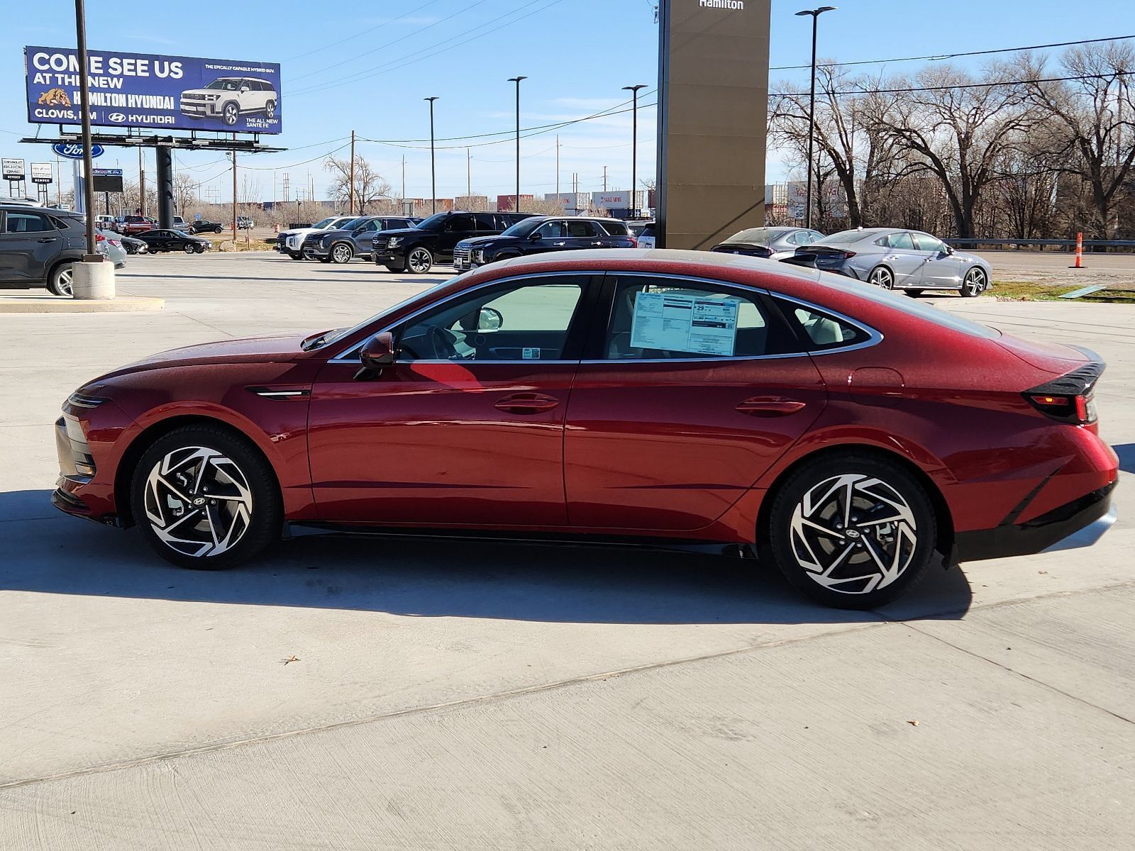 New 2024 Hyundai Sonata SEL w/ Convenience Package FWD image 2