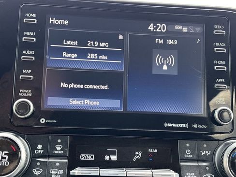 Used 2021 Toyota Highlander XLE image 33