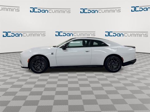 New 2026 Dodge Charger Scat Pack w/ Blacktop Package image 5