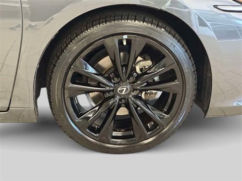 Used 2023 Lexus ES 300h F Sport image 10