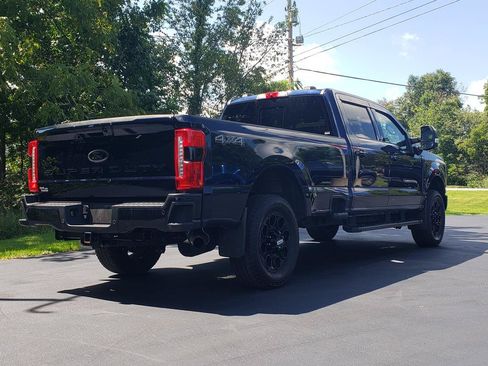 Used 2024 Ford F250 Lariat w/ Black Appearance Package AWD/4WD image 5