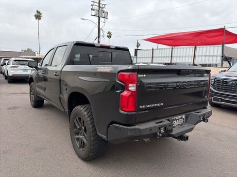 Used 2024 Chevrolet Silverado 1500 LT Trail Boss w/ Convenience Package II image 7