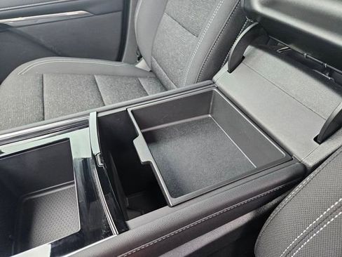 New 2026 Chevrolet Traverse LT image 26