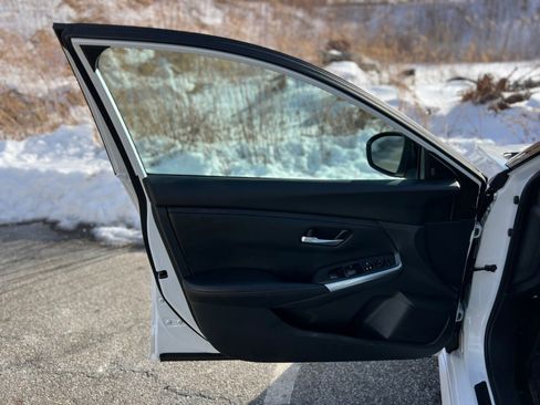 Used 2022 Nissan Sentra SR w/ Midnight Edition image 31