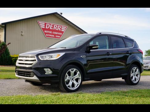 Used 2019 Ford Escape Titanium AWD/4WD image 1