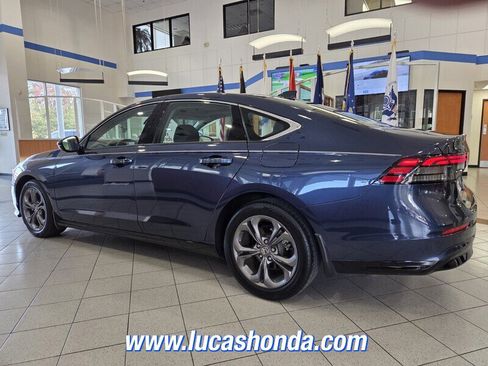 Used 2023 Honda Accord EX-L image 6