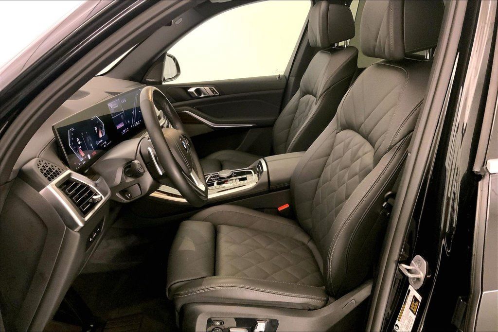 Certified 2026 BMW X5 xDrive40i AWD/4WD image 13