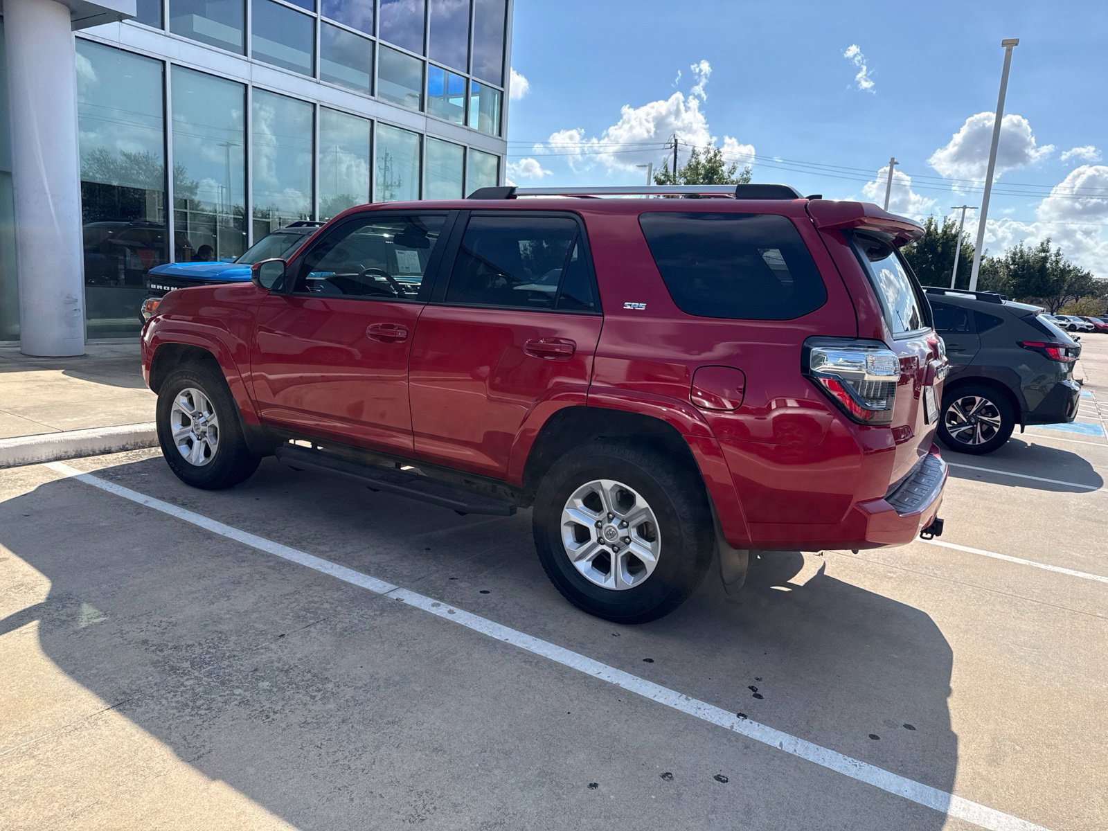 Used 2023 Toyota 4Runner SR5 AWD/4WD image 3