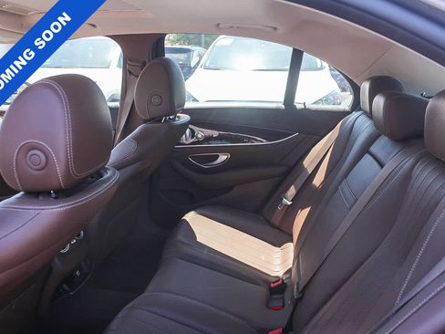 Used 2017 Mercedes-Benz E 300 image 23