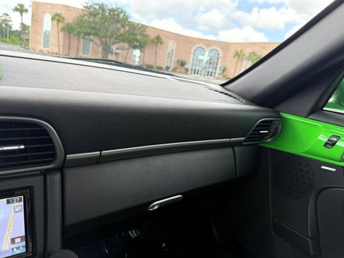 Used 2009 Porsche 911 Carrera 4 image 36