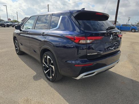 Used 2024 Mitsubishi Outlander SE FWD image 5