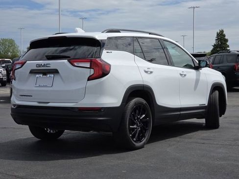 Used 2023 GMC Terrain SLT w/ Tech Package FWD image 23