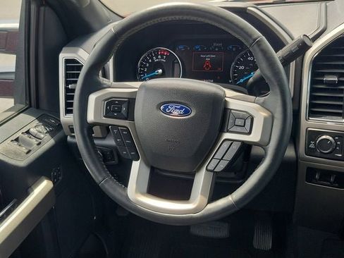 Used 2022 Ford F250 Lariat w/ Lariat Ultimate Package AWD/4WD image 27