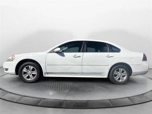 Used 2016 Chevrolet Impala Limited LS image 2
