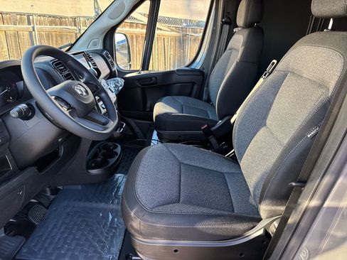New 2026 RAM ProMaster 2500 image 23