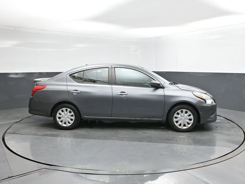 Used 2019 Nissan Versa SV image 26