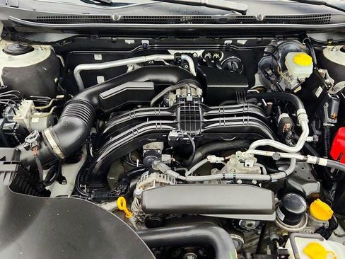 Used 2024 Subaru Outback Premium image 28