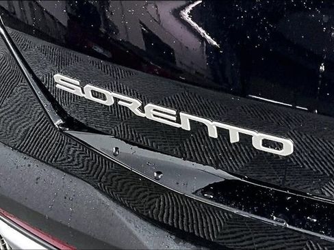 New 2026 Kia Sorento LX image 10