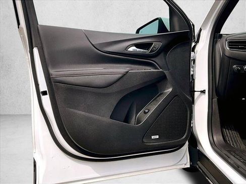 Used 2024 Chevrolet Equinox RS w/ RS Leather Package FWD image 18