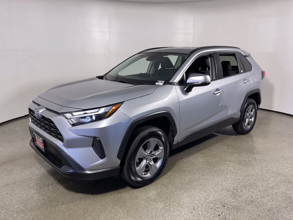 Certified 2024 Toyota RAV4 XLE AWD/4WD image 7