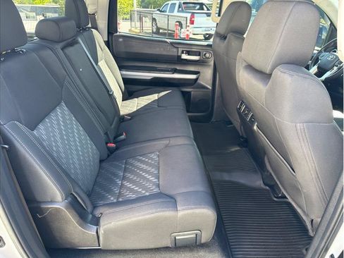 Used 2021 Toyota Tundra SR5 w/ Trail Edition AWD/4WD image 28