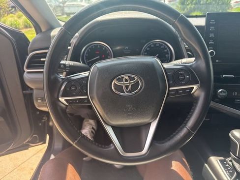 Used 2024 Toyota Camry XLE FWD image 14