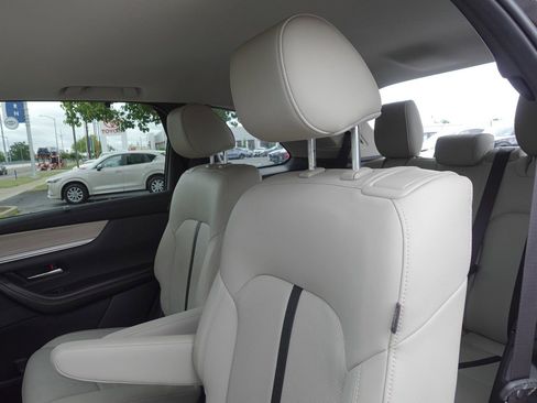 Used 2024 MAZDA CX-90 Plug-In Hybrid w/ Preferred AWD/4WD image 22