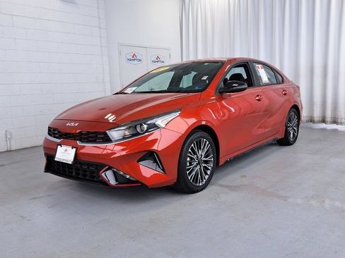 Used 2023 Kia Forte GT-Line FWD image 2