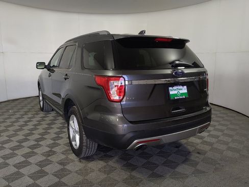 Used 2017 Ford Explorer XLT w/ Class II Trailer Tow Package AWD/4WD image 6