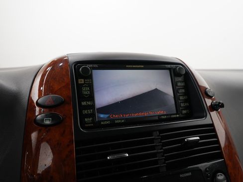 Used 2008 Toyota Sienna XLE Limited FWD image 30