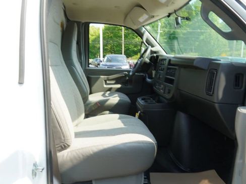 New 2026 Chevrolet Express 3500 w/ Power Convenience Package RWD image 18