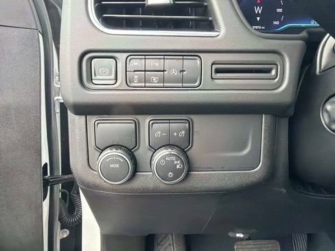 Used 2023 Chevrolet Suburban RST w/ Luxury Package RWD image 30