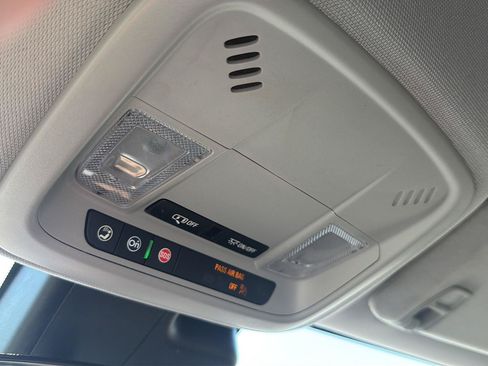 Used 2025 Chevrolet Malibu LT FWD image 25