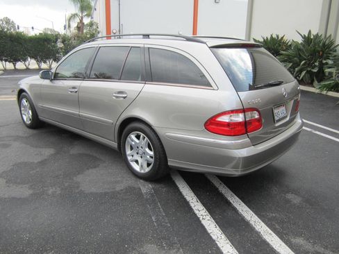 Used 2004 Mercedes-Benz E 320 4MATIC Wagon image 5