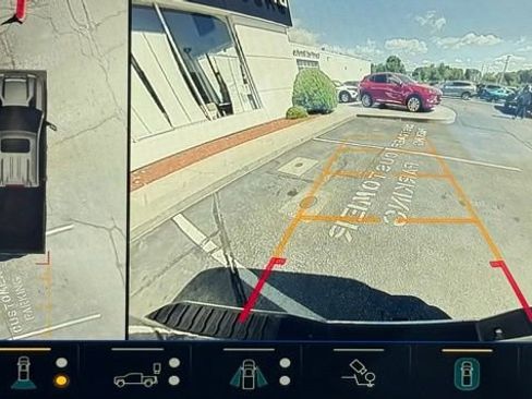 Used 2024 Chevrolet Silverado 2500 LTZ w/ LTZ Plus Package image 33