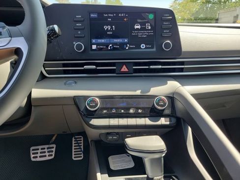New 2026 Hyundai Elantra Sport FWD image 15