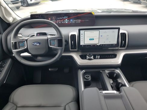 New 2026 Ford Expedition Max Active RWD image 14