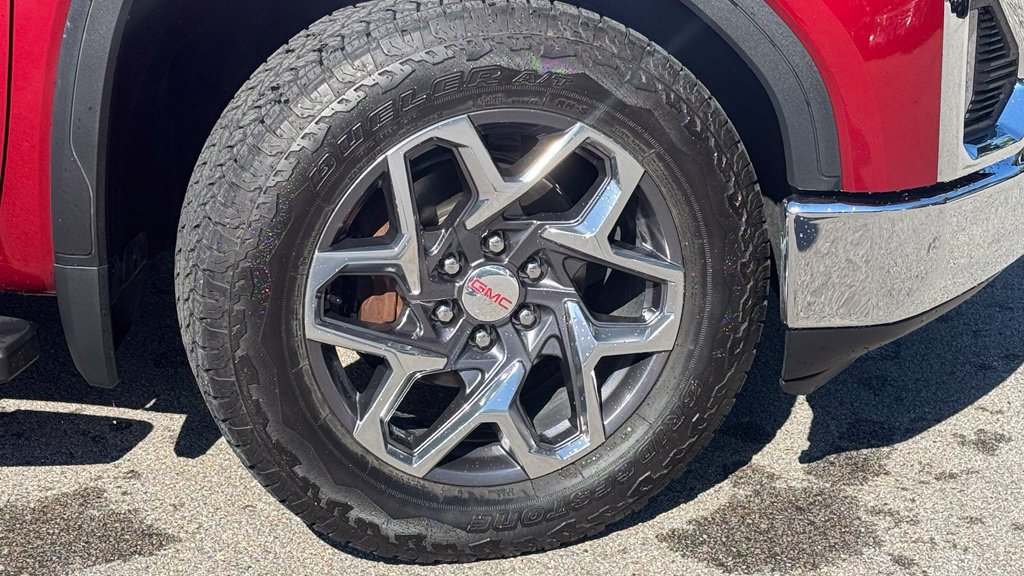 Used 2022 GMC Sierra 1500 SLT w/ SLT Premium Plus Package AWD/4WD image 6