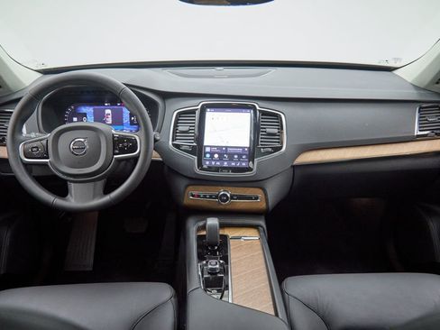 Certified 2023 Volvo XC90 B6 Plus w/ Protection Package Premier image 29